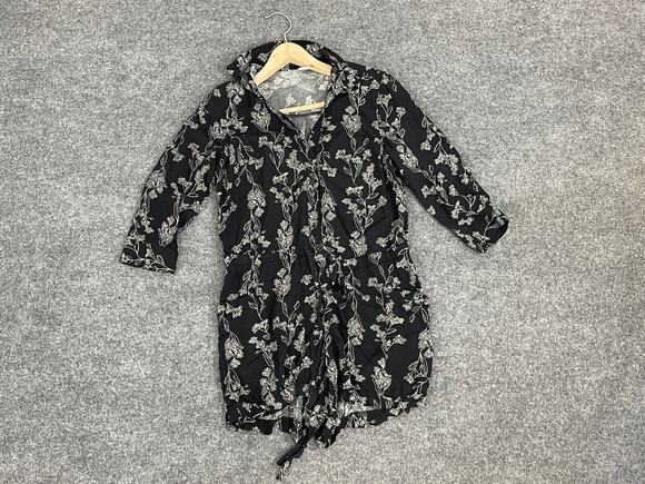 Old Navy Pants - Old Navy Romper Womens Small Black Floral Shorts Casual Jumpsuit Button Up N89